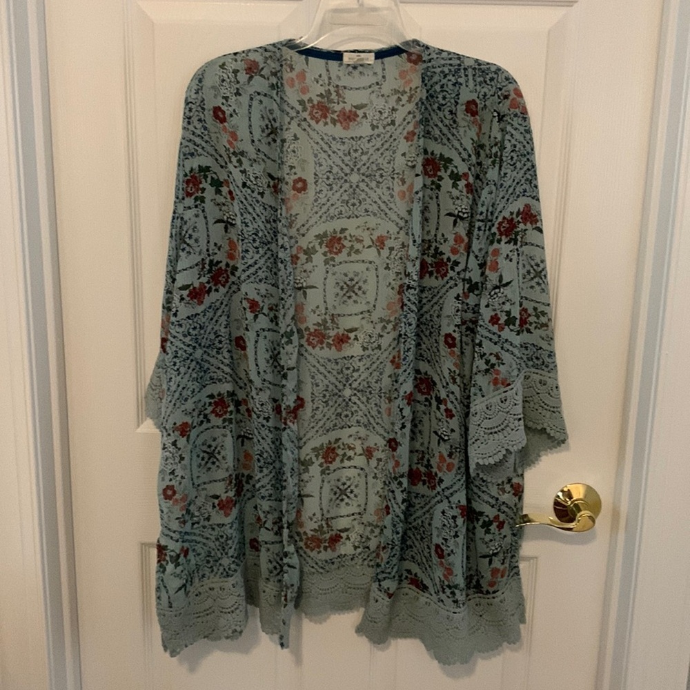 Mason & Belle‎ Floral Romantic Kimono with Lace Trim size 2X